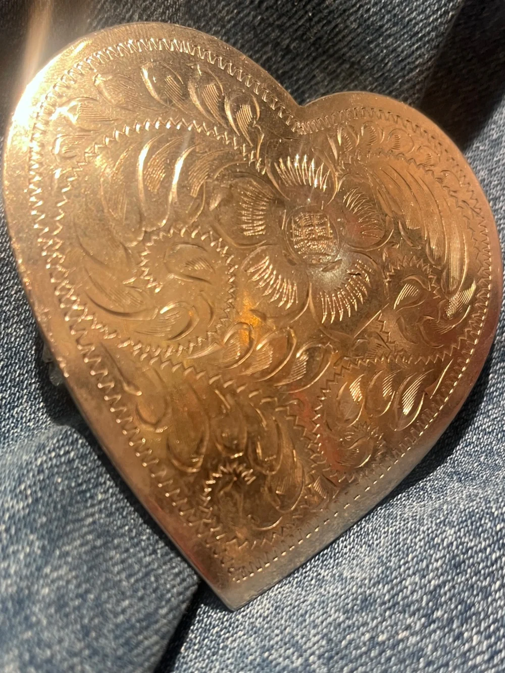 N/A vintage heart